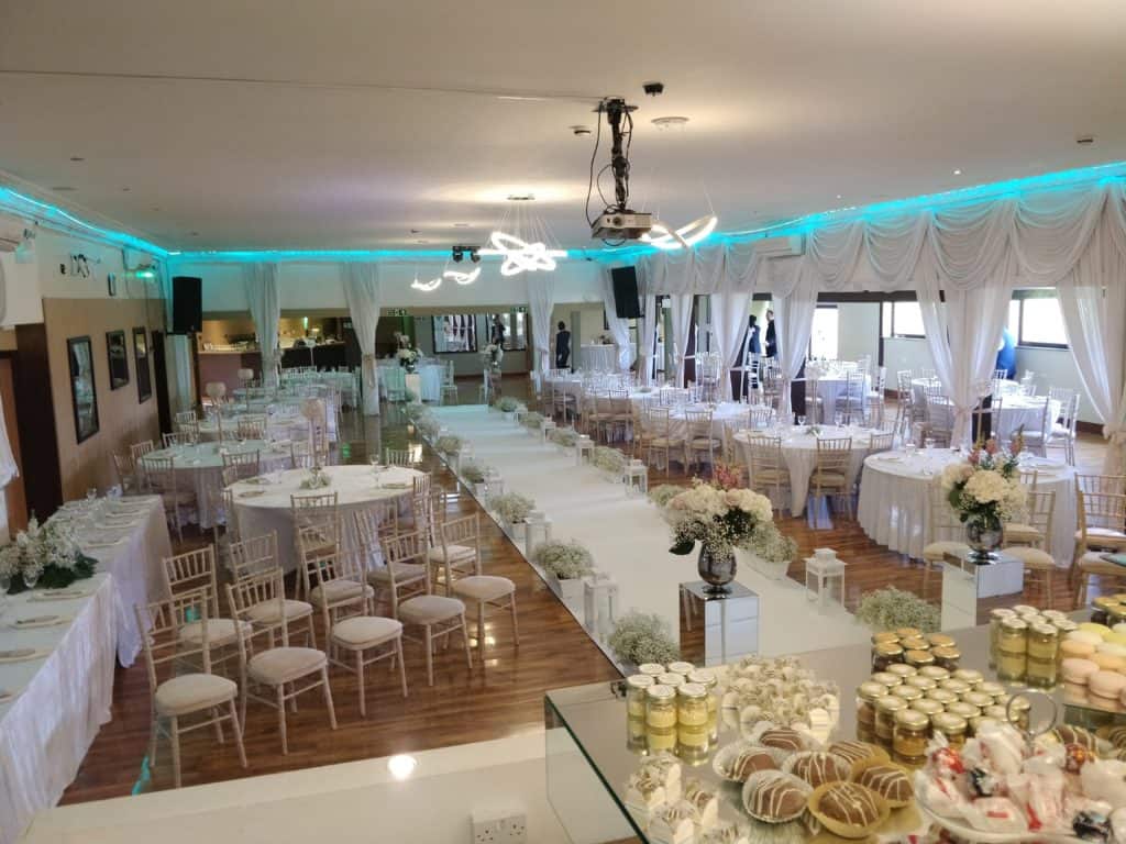 blank canvas wedding